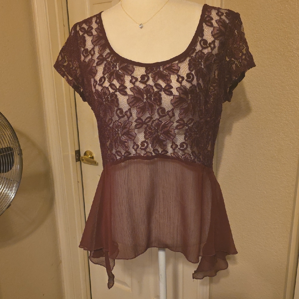 Studio Y Burgundy Lace Peplum Blouse ~ L